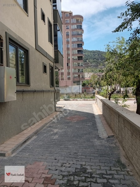 Adliye Arkasında Satılık 1+1 Lüks Daireler — fotoğraf 17