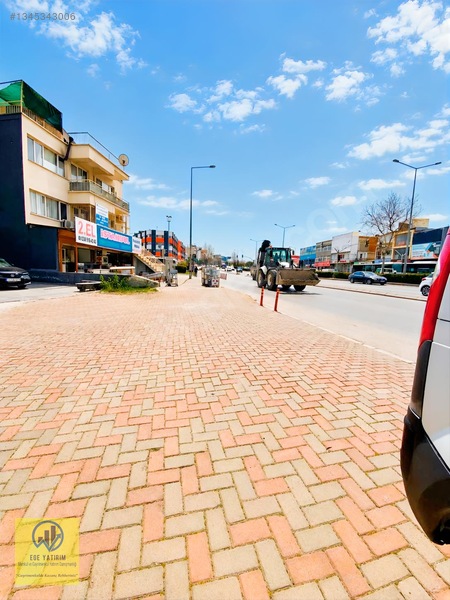 Gaziemir Ana Cadde Üzeri Arakat Ön Cephe Kiralık 3+1 — fotoğraf 4