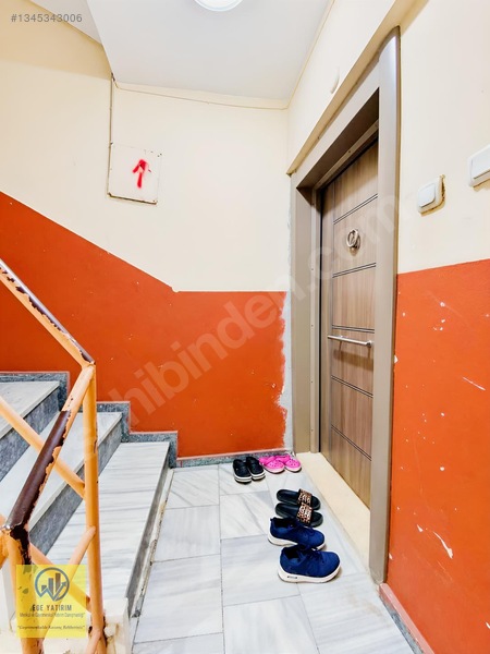 Gaziemir Ana Cadde Üzeri Arakat Ön Cephe Kiralık 3+1 — fotoğraf 9