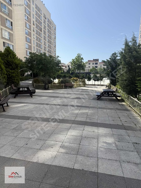 Özyurtlar Nmerkez Sitesi De Satılık Boş 1+1 — fotoğraf 17