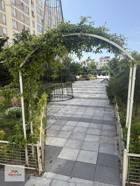 Özyurtlar Nmerkez Sitesi De Satılık Boş 1+1 — fotoğraf 19