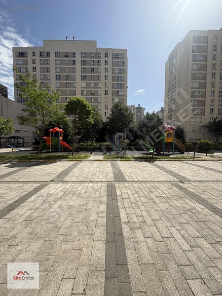 Özyurtlar Nmerkez Sitesi De Satılık Boş 1+1 — fotoğraf 20