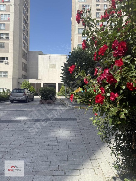 Özyurtlar Nmerkez Sitesi De Satılık Boş 1+1 — fotoğraf 22