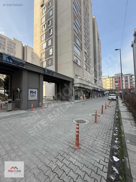 Özyurtlar Nmerkez Sitesi De Satılık Boş 1+1 — fotoğraf 24