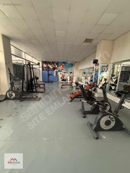 Özyurtlar Nmerkez Sitesi De Satılık Boş 1+1 — fotoğraf 30