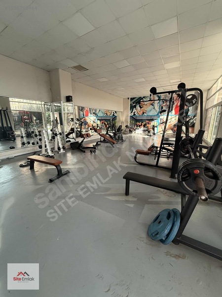 Özyurtlar Nmerkez Sitesi De Satılık Boş 1+1 — fotoğraf 32