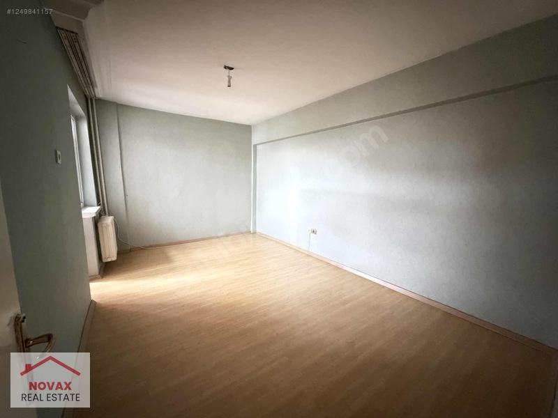 Batıkentin Merkezi Konumunda Güneş Kent Sitesinde 3+1 Ara Kat — fotoğraf 4