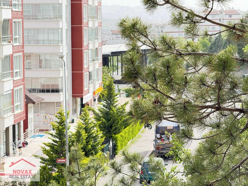Batıkentin Merkezi Konumunda Güneş Kent Sitesinde 3+1 Ara Kat — fotoğraf 19