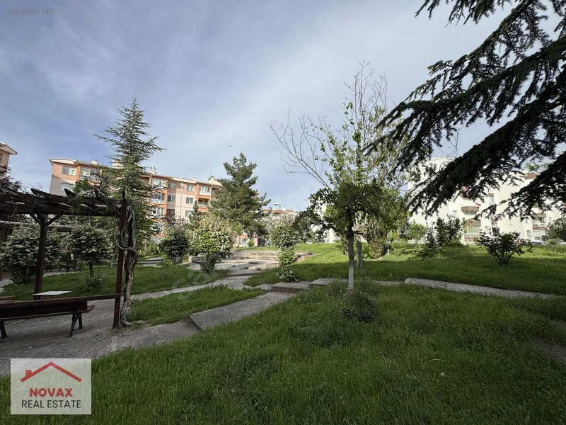 Batıkentin Merkezi Konumunda Güneş Kent Sitesinde 3+1 Ara Kat — fotoğraf 30