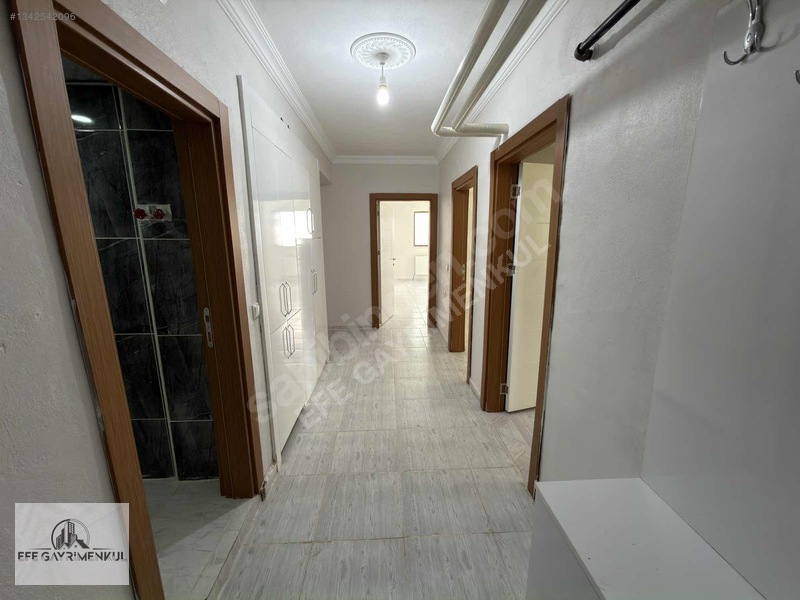 Efe Gayrimenkul'den Memur-sen'de Kiralık 3+1 140 M2 Yarı Bodrum — fotoğraf 8