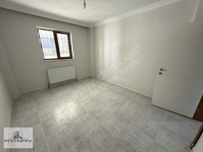 Efe Gayrimenkul'den Memur-sen'de Kiralık 3+1 140 M2 Yarı Bodrum — fotoğraf 12