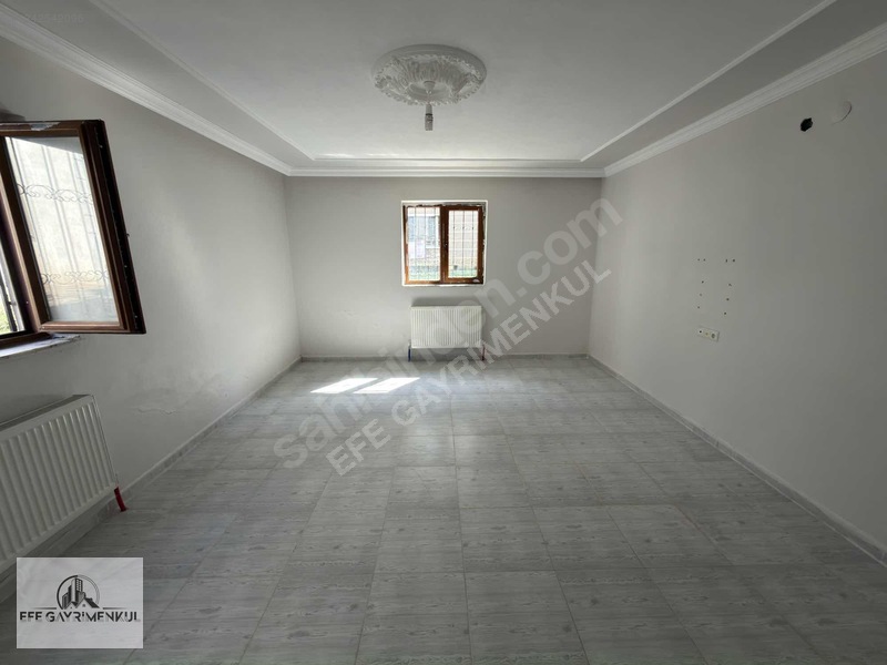 Efe Gayrimenkul'den Memur-sen'de Kiralık 3+1 140 M2 Yarı Bodrum — fotoğraf 18