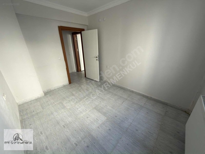 Efe Gayrimenkul'den Memur-sen'de Kiralık 3+1 140 M2 Yarı Bodrum — fotoğraf 26