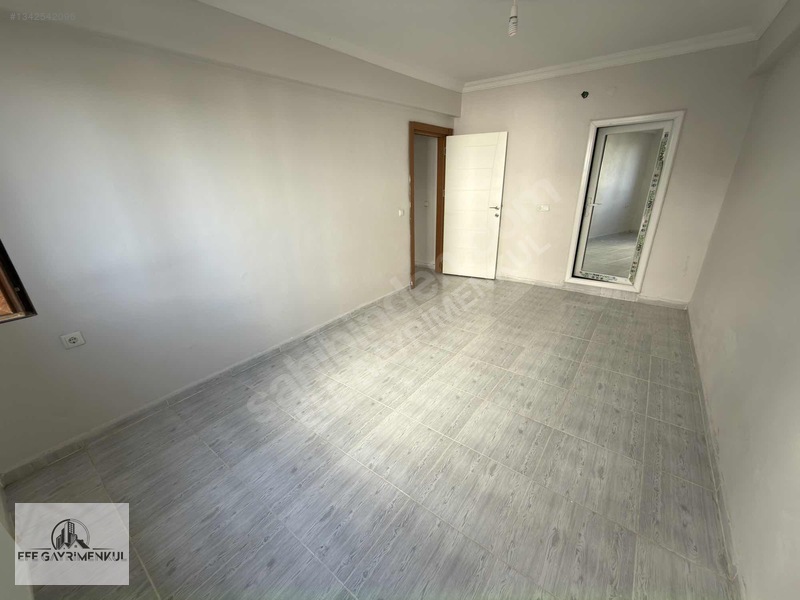 Efe Gayrimenkul'den Memur-sen'de Kiralık 3+1 140 M2 Yarı Bodrum — fotoğraf 29