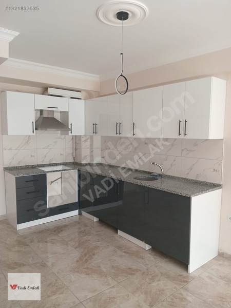 Meydan'da Kiralık 2+0 Dubleks Daire Büyük Kullanışlı — fotoğraf 3