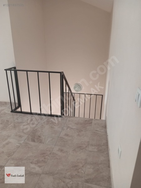 Meydan'da Kiralık 2+0 Dubleks Daire Büyük Kullanışlı — fotoğraf 8