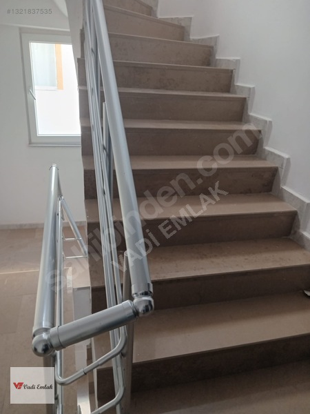Meydan'da Kiralık 2+0 Dubleks Daire Büyük Kullanışlı — fotoğraf 16