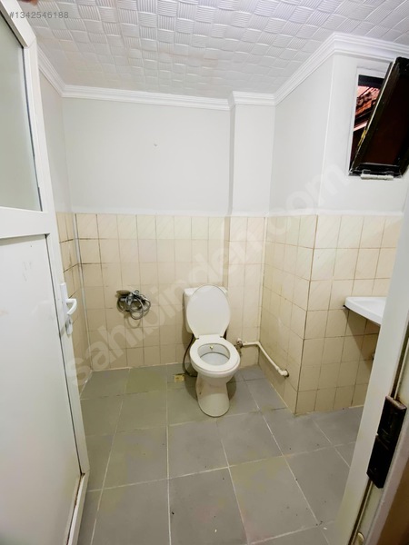 Metroya 10 Dk Yürüme M Boyası Yapılmış Kiralık Mustakil Ev — fotoğraf 15