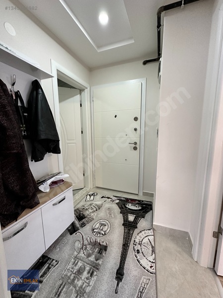 Ekin Emlak; Full Eşyalı; Tramvayda Yakın, Kiralık Geniş 1+1 — fotoğraf 10