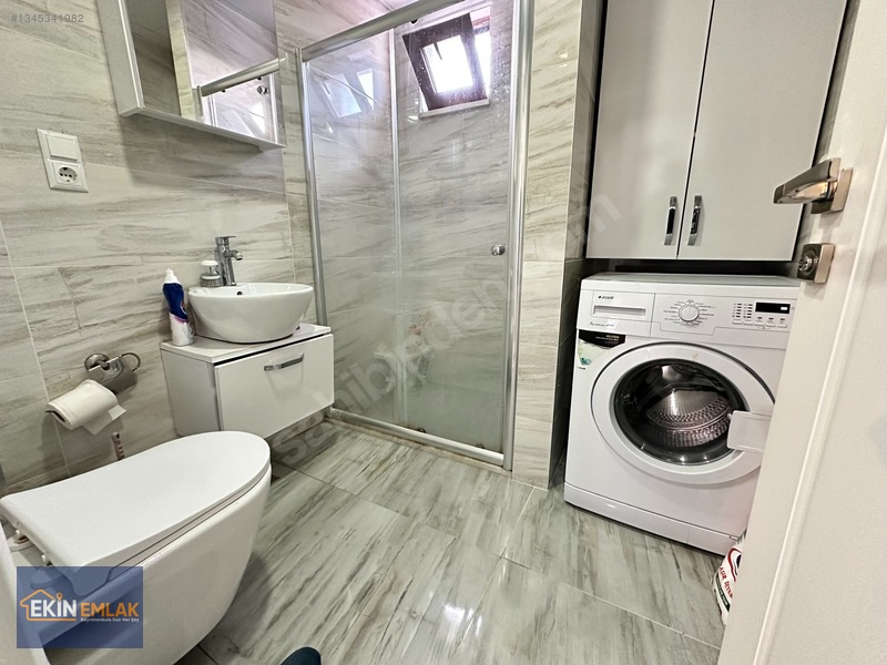 Ekin Emlak; Full Eşyalı; Tramvayda Yakın, Kiralık Geniş 1+1 — fotoğraf 11