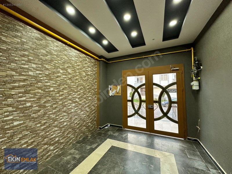Ekin Emlak; Full Eşyalı; Tramvayda Yakın, Kiralık Geniş 1+1 — fotoğraf 18