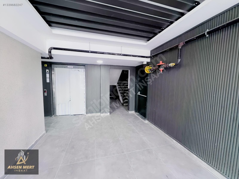 Gültepe'de - Lüks - Bitmiş 1 + 1 Köşe Daire!! — fotoğraf 5