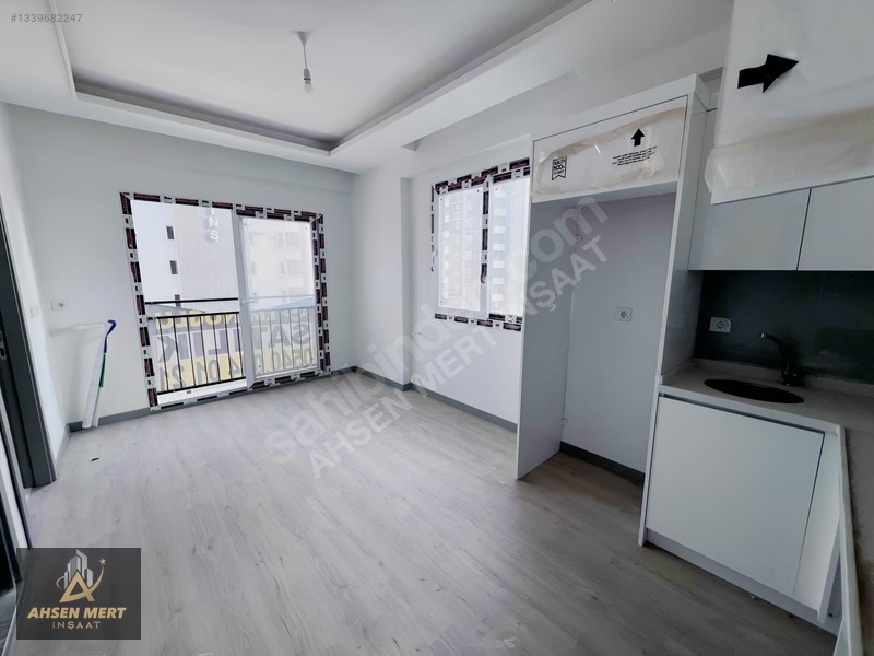 Gültepe'de - Lüks - Bitmiş 1 + 1 Köşe Daire!! — fotoğraf 8