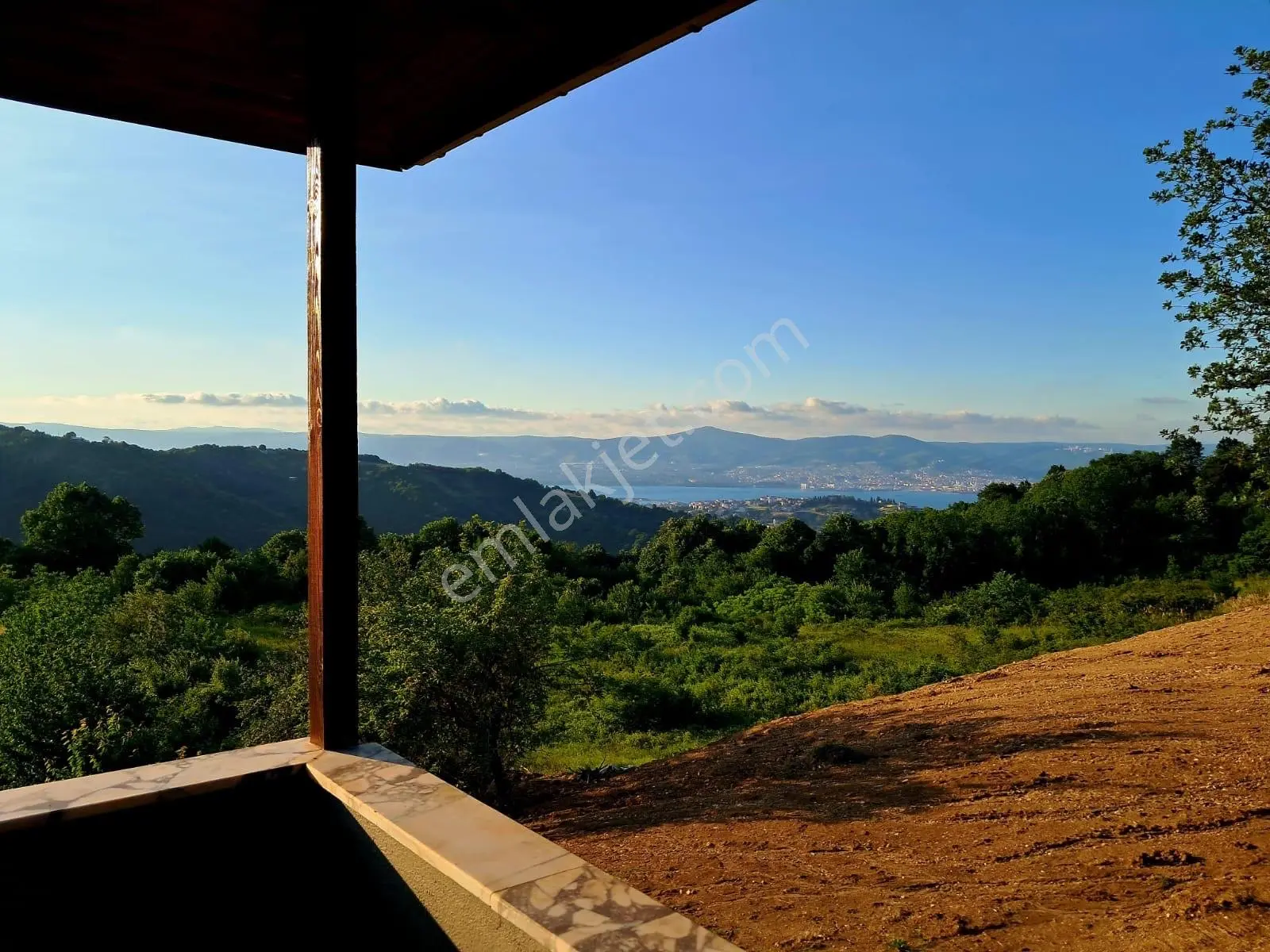 Aydın Emlak’tan İhsaniye’de Deniz Ve Doğa Manzaralı Ev+arazi — fotoğraf 11