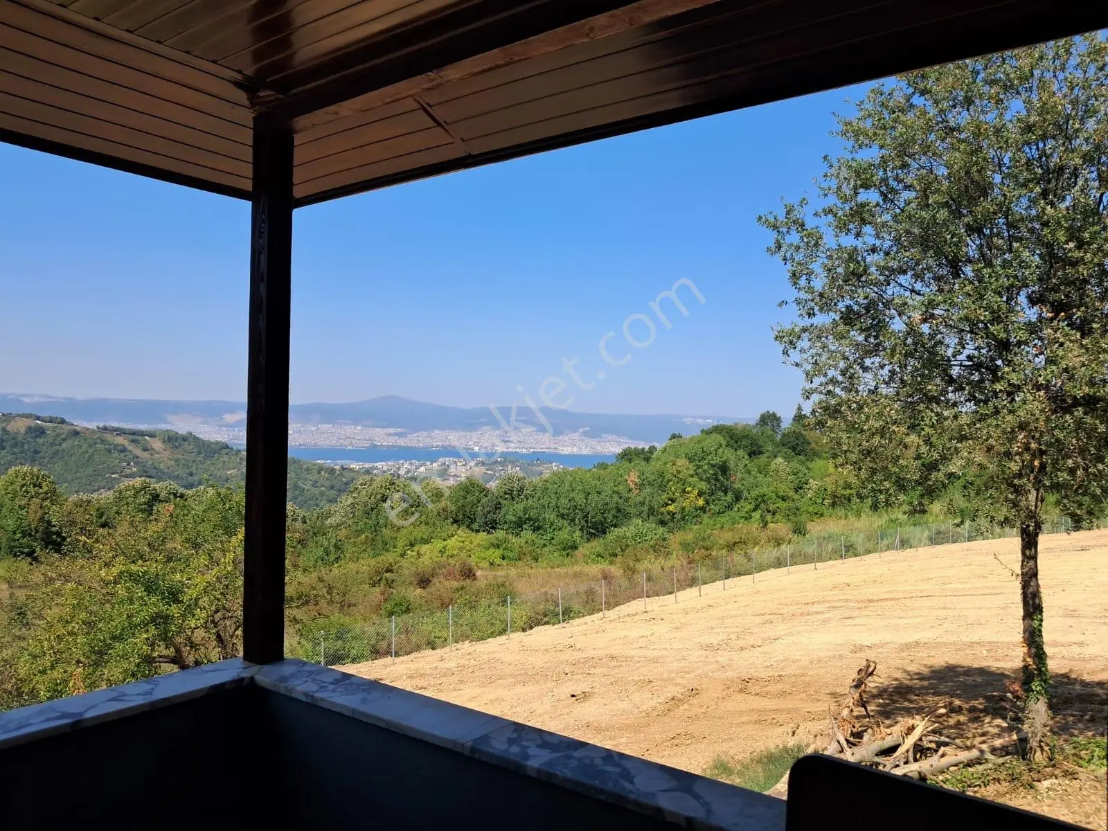 Aydın Emlak’tan İhsaniye’de Deniz Ve Doğa Manzaralı Ev+arazi — fotoğraf 19