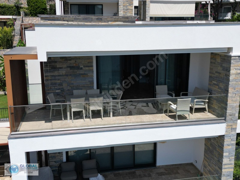 Global Homes'tan Denize Sıfır Seba Sitesinde 3+1 Kiralık — fotoğraf 2