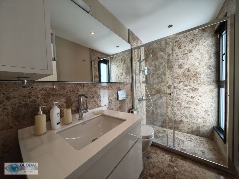 Global Homes'tan Denize Sıfır Seba Sitesinde 3+1 Kiralık — fotoğraf 17