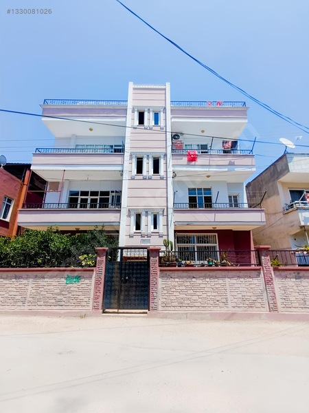 Akkoç Emlak'Tan Gaziler'De 3 Katlı, 330M² Müstakil Ev Fırsat!