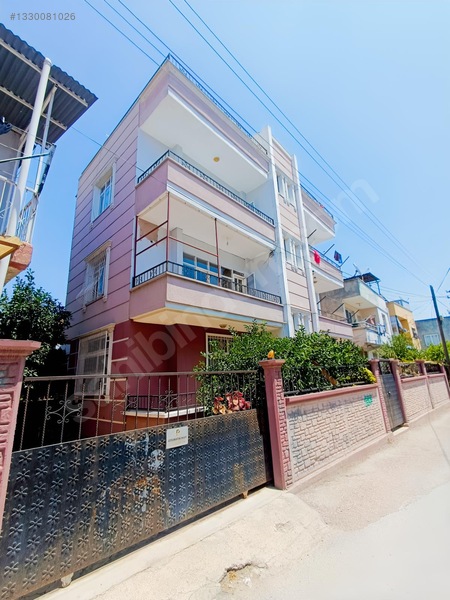 Akkoç Emlak'tan Gaziler'de 3 Katlı, 330m² Müstakil Ev Fırsat! — fotoğraf 2