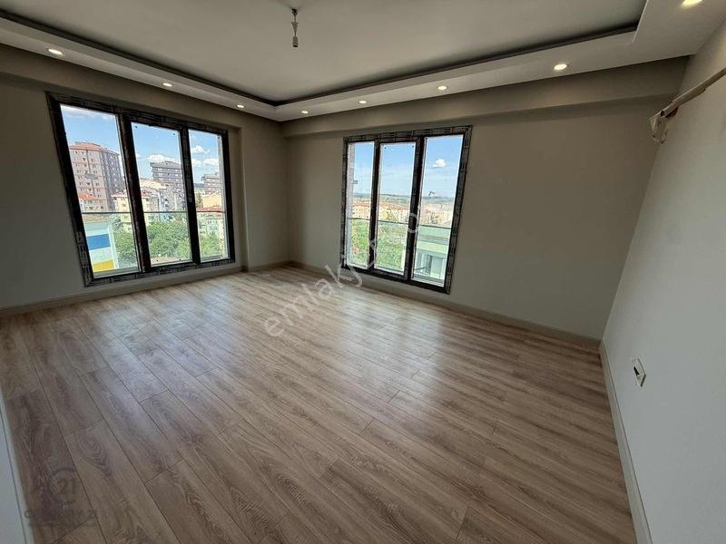 Eyüpsultan Akşemsettin Satılık 3+1 Sıfır Ultra Lüks Daire — fotoğraf 2