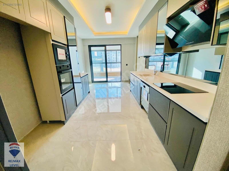 Remax Level'den Susuzda Satılık Geniş 4+1 Daire — fotoğraf 6