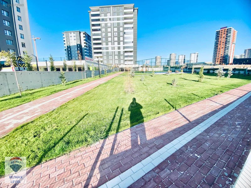 Remax Level'den Susuzda Satılık Geniş 4+1 Daire — fotoğraf 24