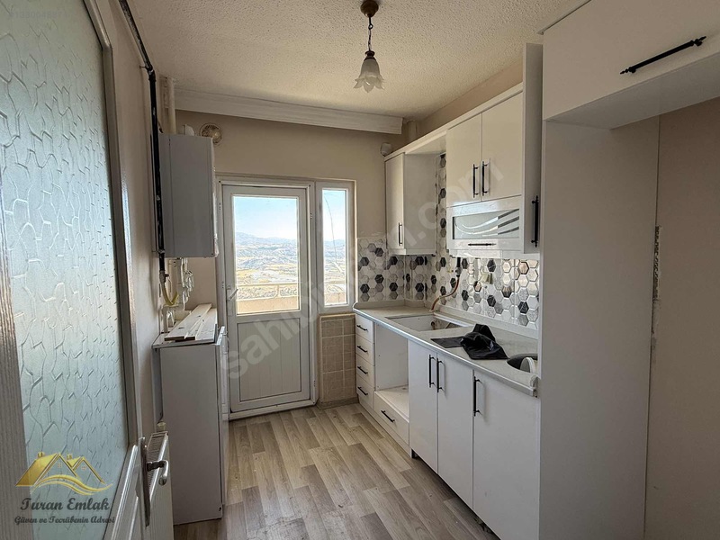 Turan Emlaktan Kiralık 2+1 Daire — fotoğraf 3