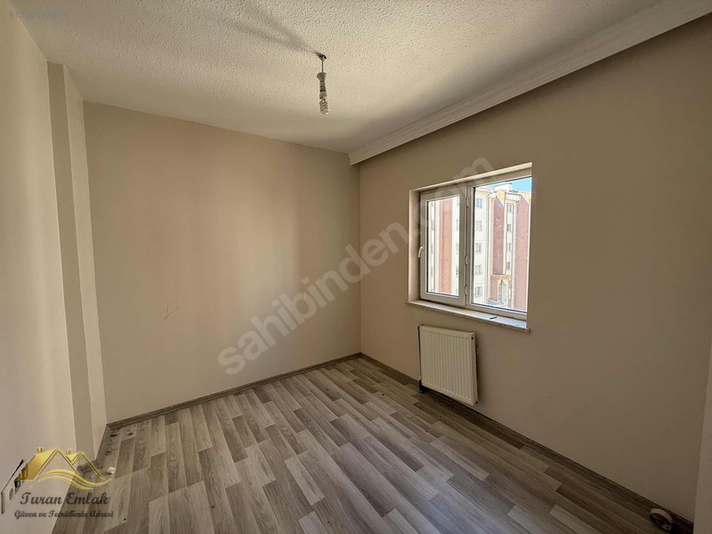 Turan Emlaktan Kiralık 2+1 Daire — fotoğraf 7