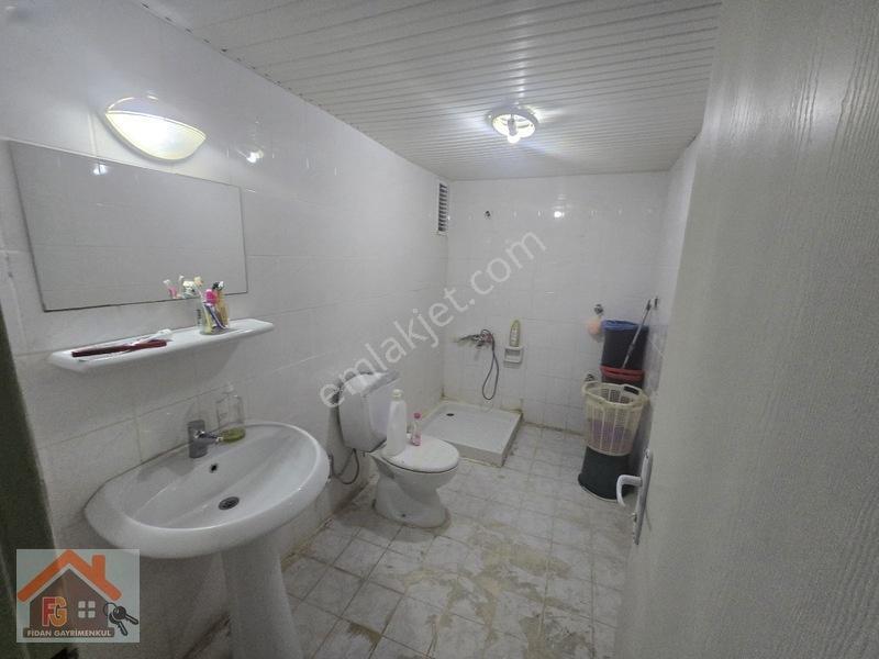 Yalova Altınova Subaşı Kalıcı Konutlarinda 3+1 Satılık Daire — fotoğraf 4