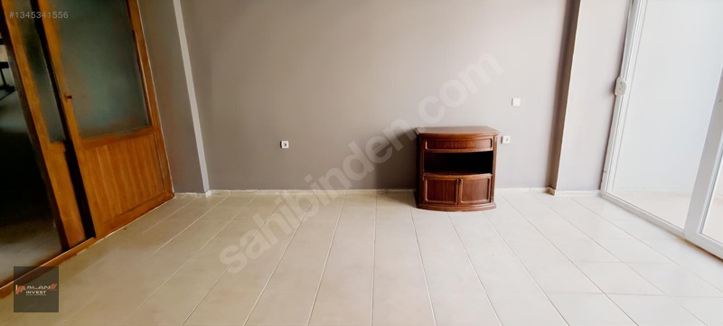 Altıntaş'in En Genis Dairesi 2+1 150 M2 Havuzlu Satilik Site İçi — fotoğraf 10
