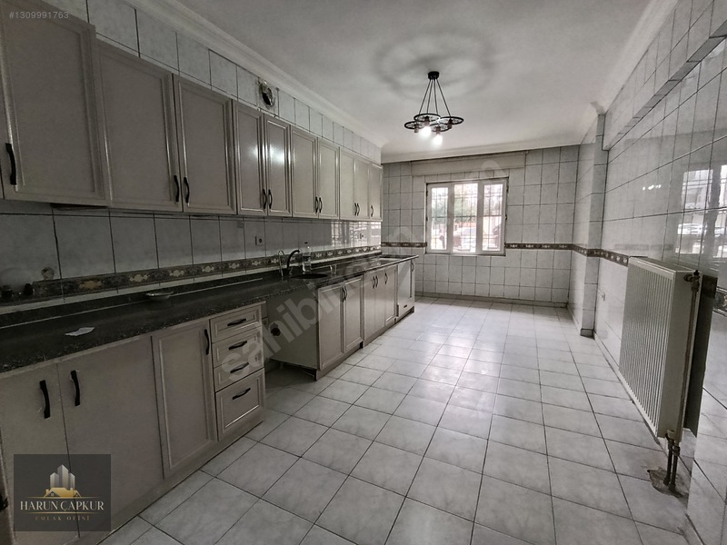 Atatürk'te Kiralık 3+1 Daire - 170m² Giriş Kat — fotoğraf 4