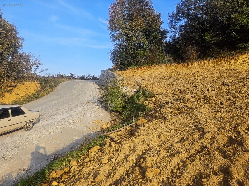 Eski Emlaktan Düzce Akçakoca Uğurlu Köyünde 1000 M2 Tektapu Arsa — fotoğraf 9