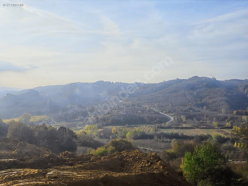 Eski Emlaktan Düzce Akçakoca Uğurlu Köyünde 1000 M2 Tektapu Arsa — fotoğraf 11
