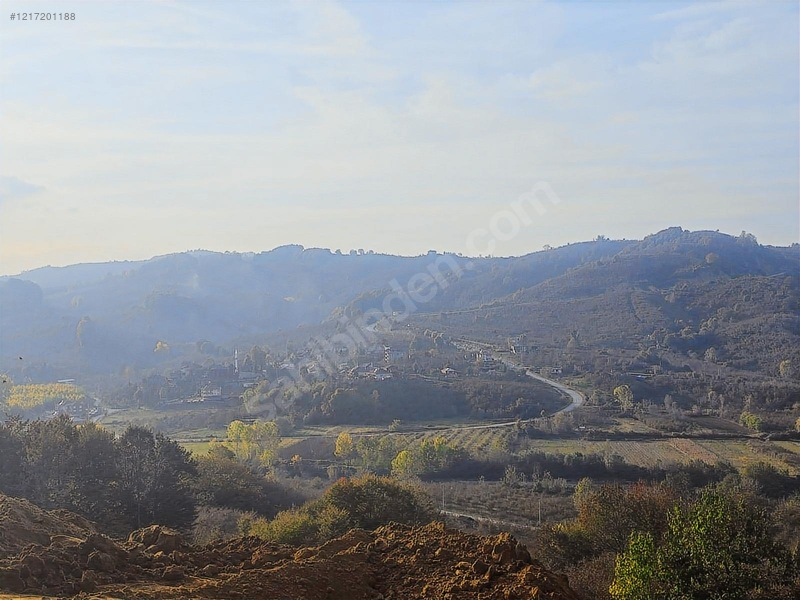 Eski Emlaktan Düzce Akçakoca Uğurlu Köyünde 1000 M2 Tektapu Arsa — fotoğraf 12