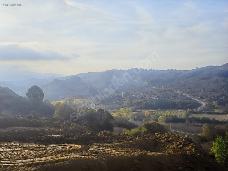 Eski Emlaktan Düzce Akçakoca Uğurlu Köyünde 1000 M2 Tektapu Arsa — fotoğraf 13