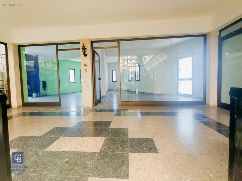 İzmir, Kemeraltı, Antikacılar Çarşısı 40 M2 Kiralık Dükkan — fotoğraf 4