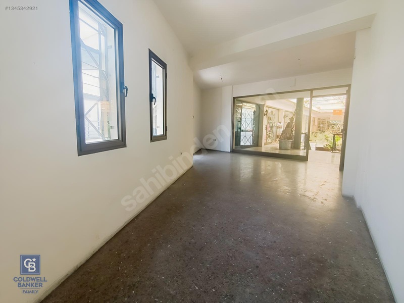 İzmir, Kemeraltı, Antikacılar Çarşısı 40 M2 Kiralık Dükkan — fotoğraf 6