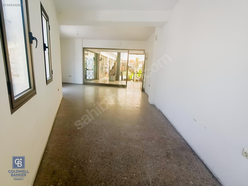 İzmir, Kemeraltı, Antikacılar Çarşısı 40 M2 Kiralık Dükkan — fotoğraf 10