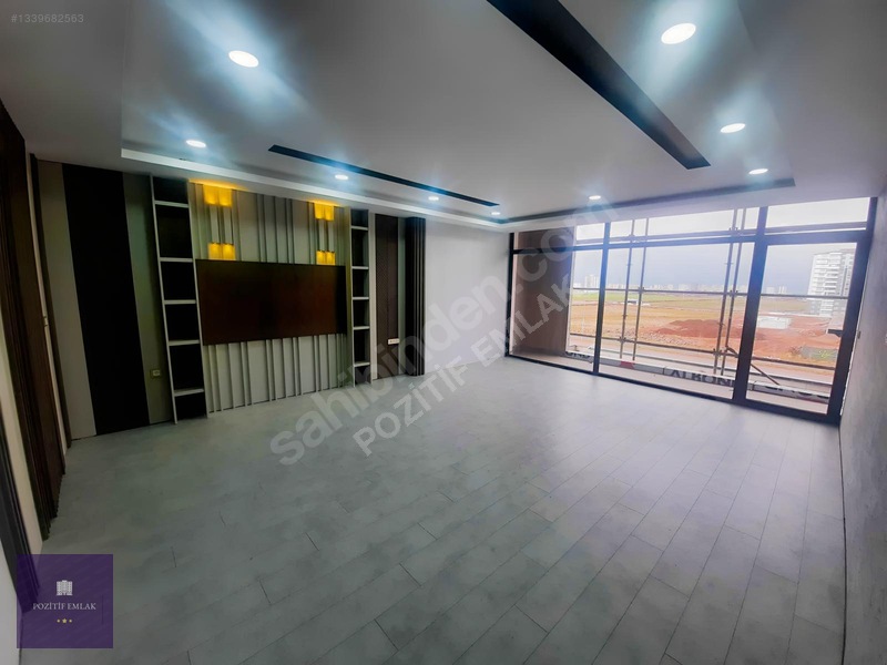 Winstown Avm Yanı Positive Plazada Kiralık Büro — fotoğraf 2