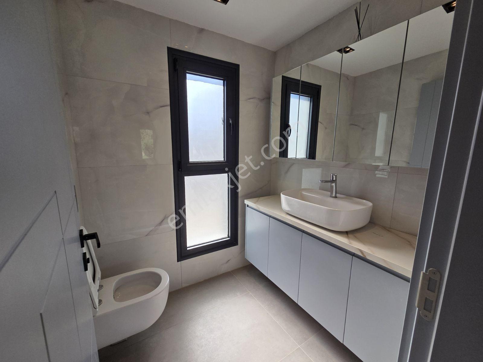 Urla Kuşçularda Ayrıcalıklı Ve Tam Müstakil Villa — fotoğraf 18